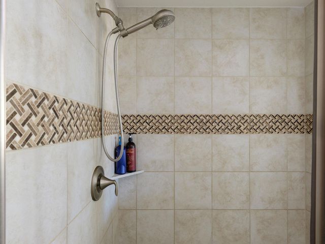 2721 Vista Heights DR, Leander, TX 78641