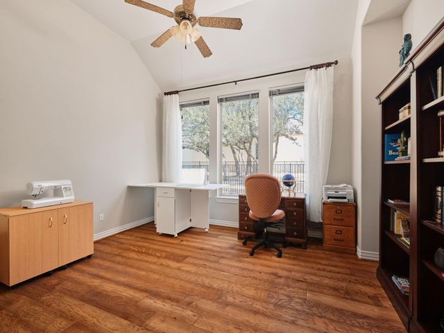 2721 Vista Heights DR, Leander, TX 78641