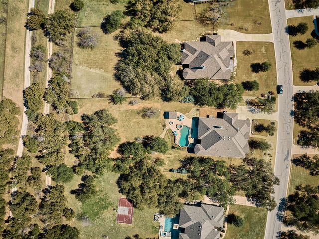 2721 Vista Heights DR, Leander, TX 78641