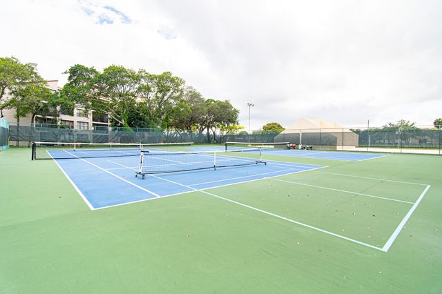 2202 S Cypress Bend Drive 706, Pompano Beach, FL 33069