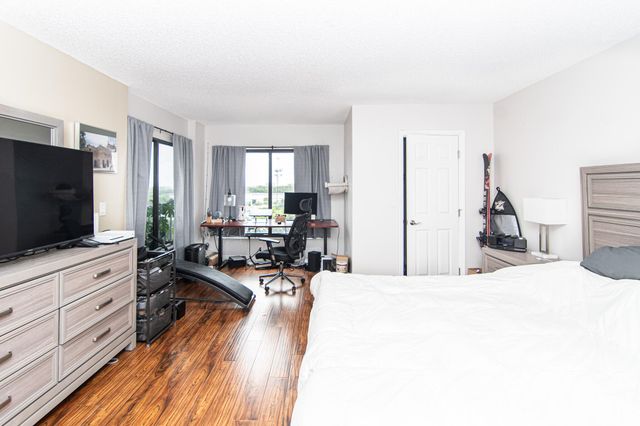 2202 S Cypress Bend Drive 706, Pompano Beach, FL 33069