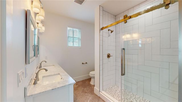 1068 19TH AVENUE N, St Petersburg, FL 33704