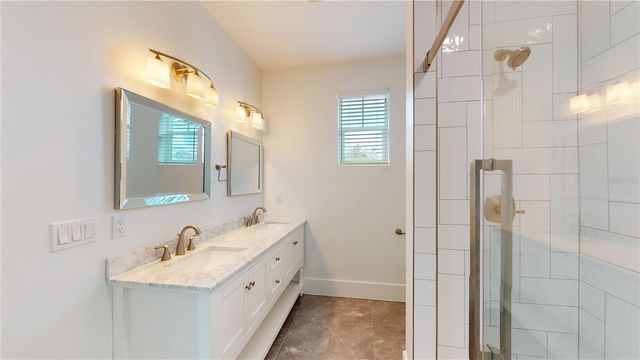 1068 19TH AVENUE N, St Petersburg, FL 33704