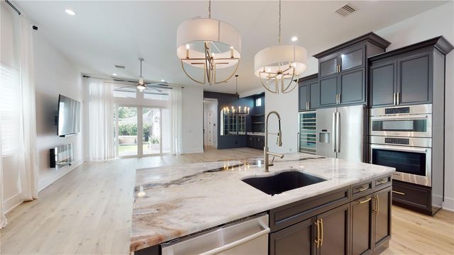 1068 19TH AVENUE N, St Petersburg, FL 33704