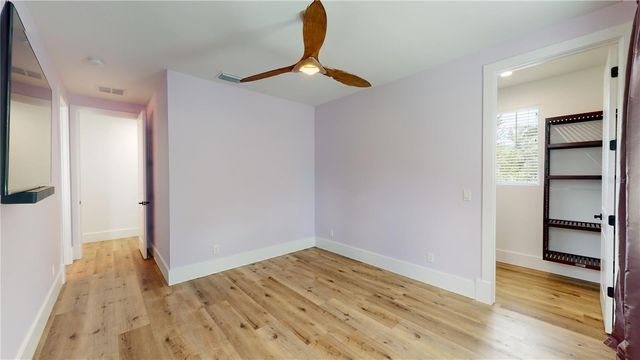 1068 19TH AVENUE N, St Petersburg, FL 33704