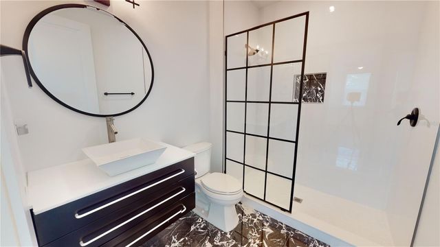 1068 19TH AVENUE N, St Petersburg, FL 33704