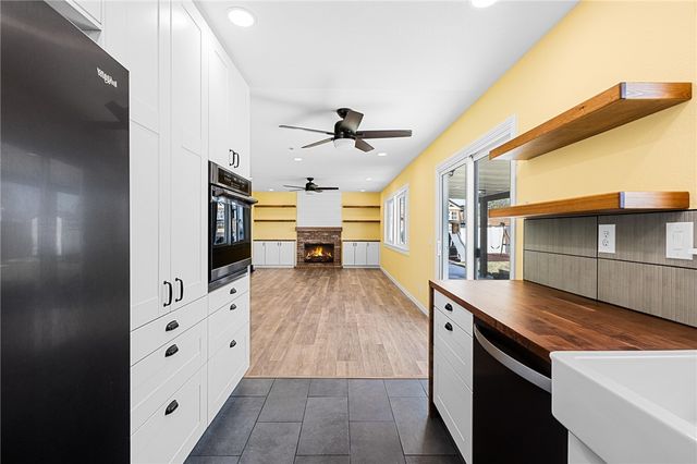2007 W Windhaven, Rialto, CA 92377