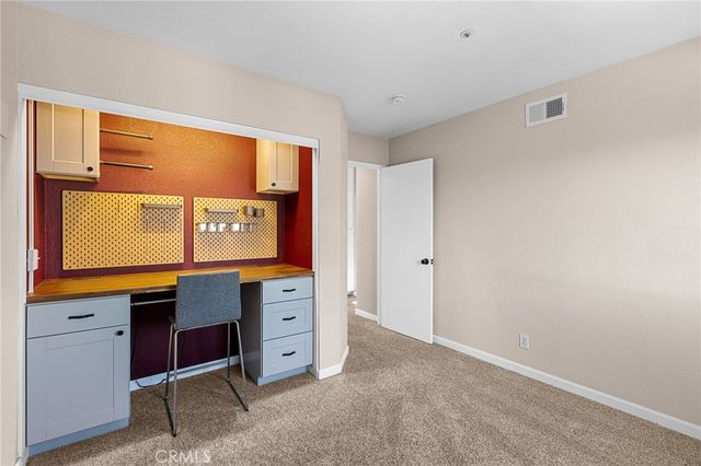 2007 W Windhaven, Rialto, CA 92377