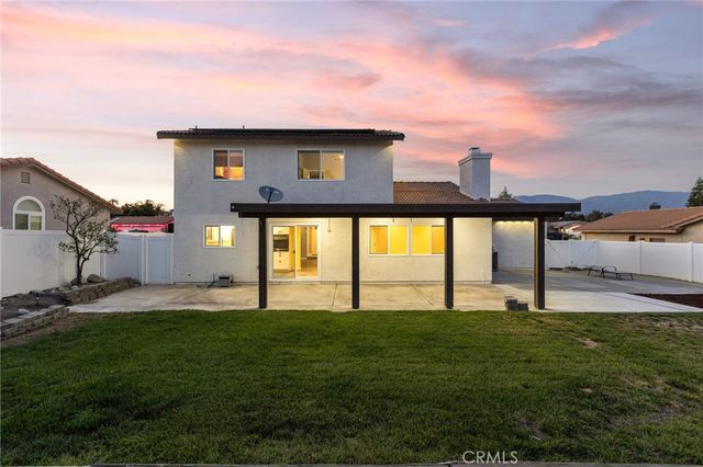 2007 W Windhaven, Rialto, CA 92377