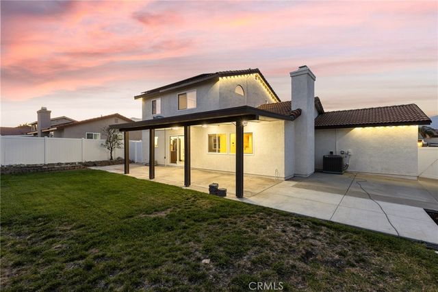 2007 W Windhaven, Rialto, CA 92377