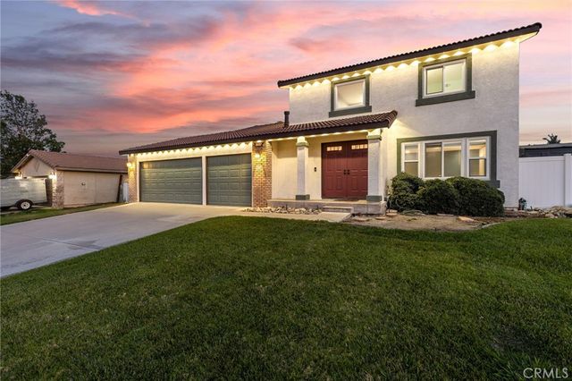 2007 W Windhaven, Rialto, CA 92377
