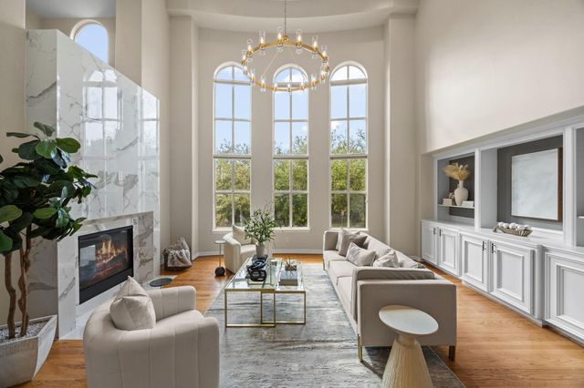 2086 Brentwood Drive, Houston, TX 77019