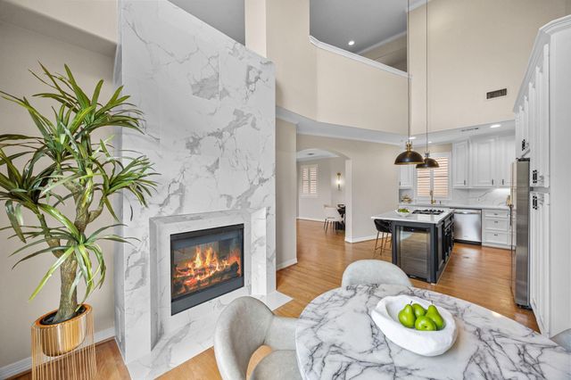 2086 Brentwood Drive, Houston, TX 77019