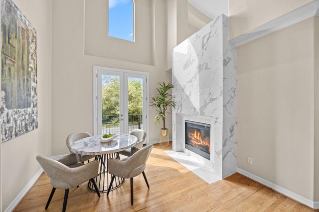 2086 Brentwood Drive, Houston, TX 77019