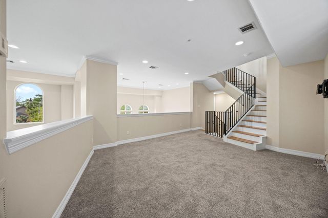 2086 Brentwood Drive, Houston, TX 77019