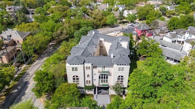 2086 Brentwood Drive, Houston, TX 77019