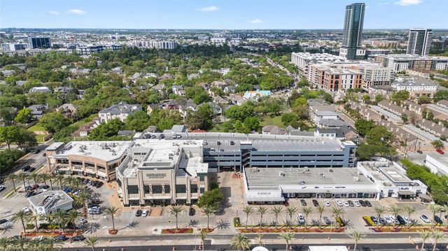 2086 Brentwood Drive, Houston, TX 77019