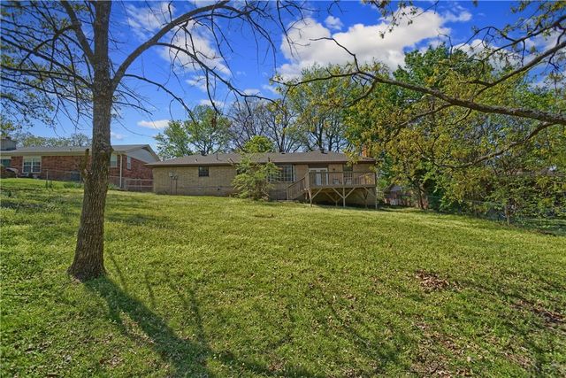 1504 N Hills Boulevard, Van Buren, AR 72956
