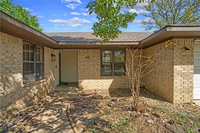 1504 N Hills Boulevard, Van Buren, AR 72956