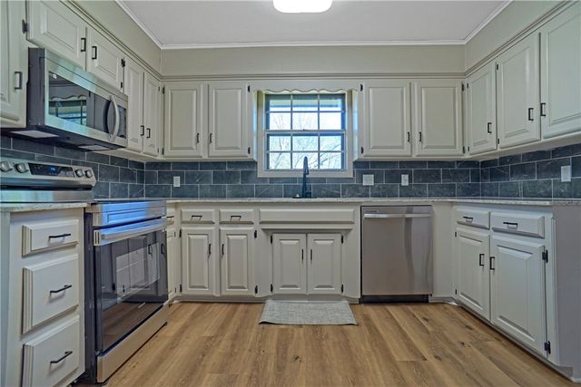 1504 N Hills Boulevard, Van Buren, AR 72956