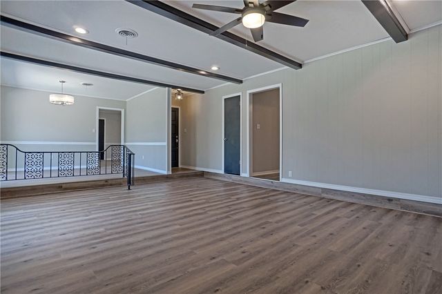 1504 N Hills Boulevard, Van Buren, AR 72956