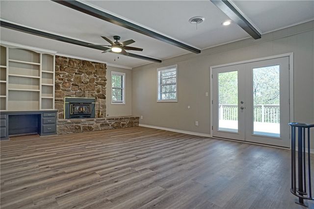 1504 N Hills Boulevard, Van Buren, AR 72956