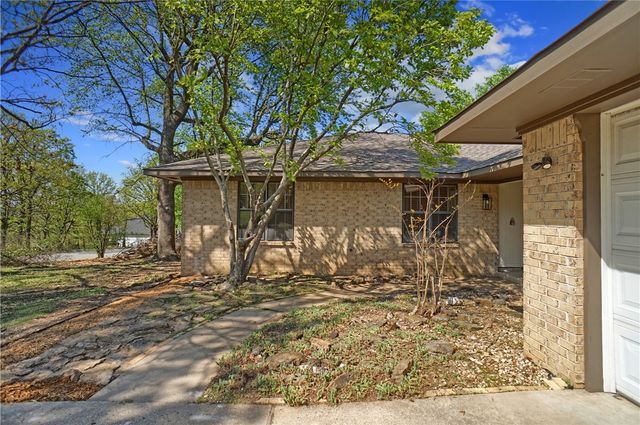 1504 N Hills Boulevard, Van Buren, AR 72956