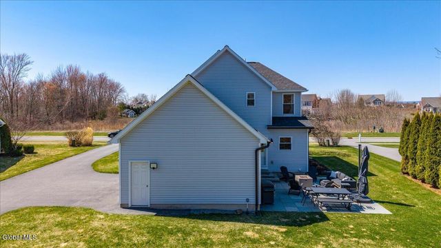 12 Basswood Court, Malta, NY 12020