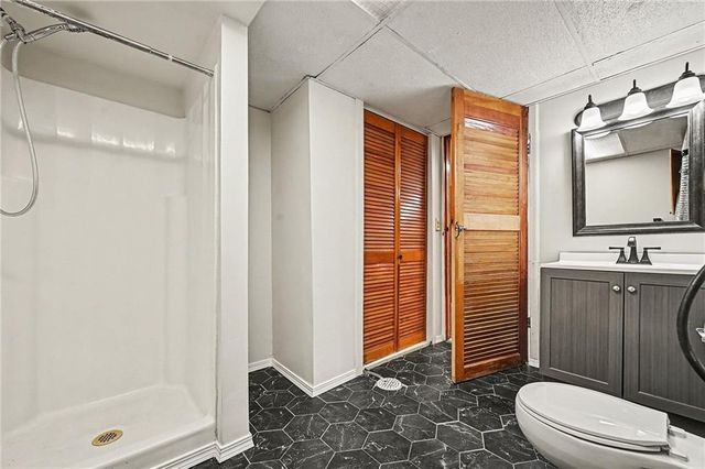 2914 NE 59th Place, Gladstone, MO 64119