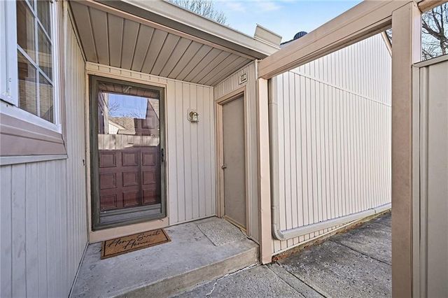 2914 NE 59th Place, Gladstone, MO 64119