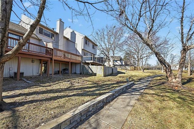 2914 NE 59th Place, Gladstone, MO 64119