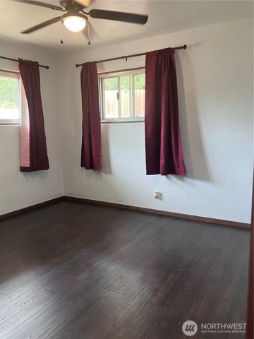 703 S 16th Street, Shelton, WA 98584