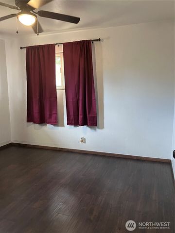 703 S 16th Street, Shelton, WA 98584