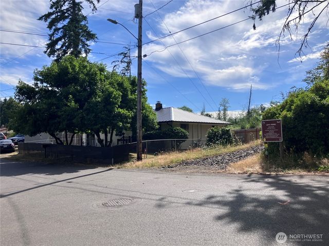 703 S 16th Street, Shelton, WA 98584