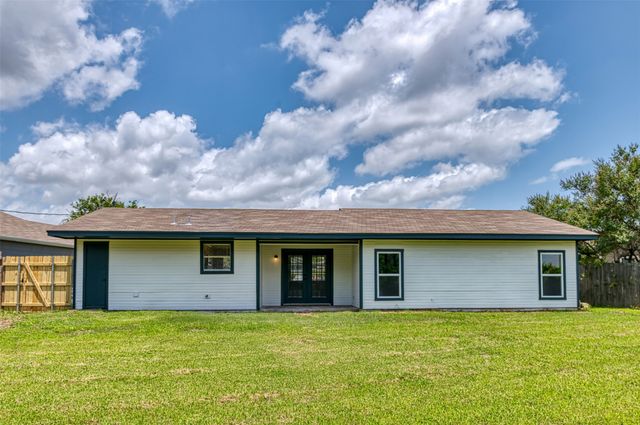 4817 Springsong Lane, Arlington, TX 76017