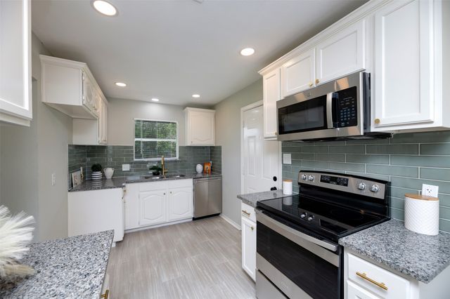 4817 Springsong Lane, Arlington, TX 76017