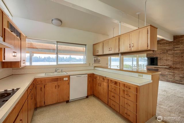 14639 SE 267th Street, Kent, WA 98042