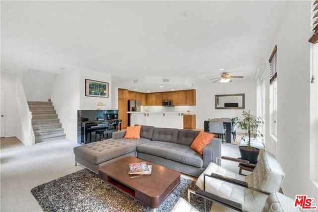 27021 PEBBLE BEACH Drive, Valencia, CA 91381