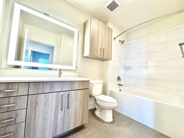 3120 Smith Street 602, Houston, TX 77006