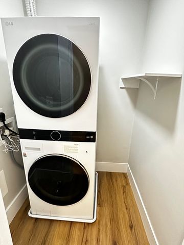 1284 Commonwealth Ave. 7, Boston, MA 02134