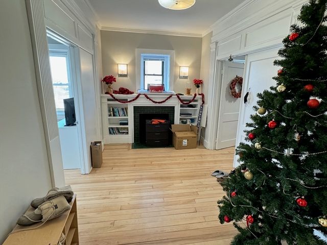 1284 Commonwealth Ave. 7, Boston, MA 02134