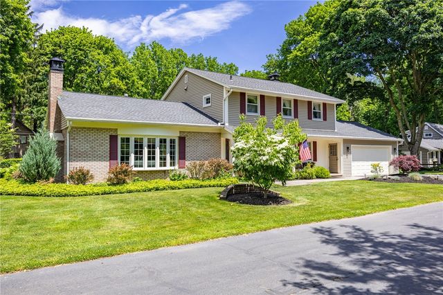 6 Von Deben Lane, Irondequoit, NY 14617