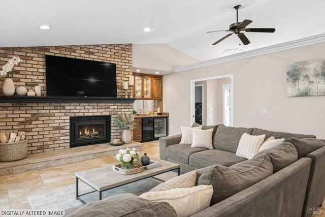 173 San Jose Ct, Vacaville, CA 95688