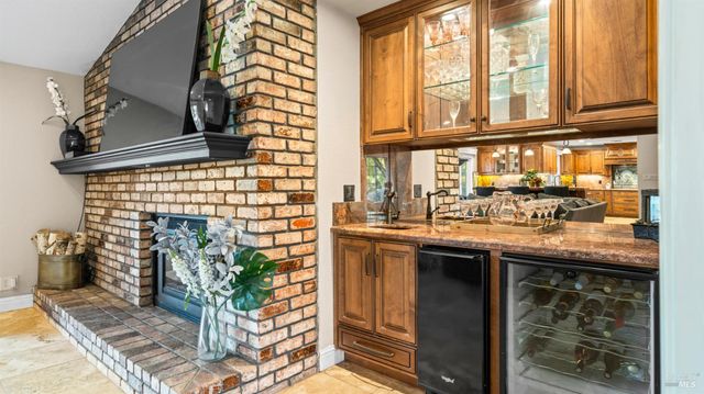 173 San Jose Ct, Vacaville, CA 95688