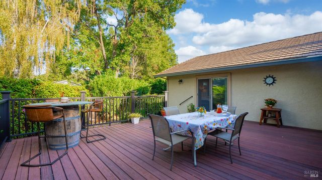 173 San Jose Ct, Vacaville, CA 95688