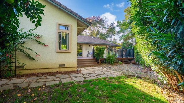 173 San Jose Ct, Vacaville, CA 95688