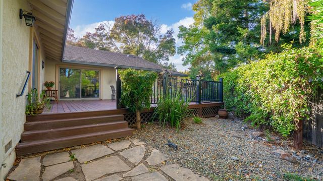 173 San Jose Ct, Vacaville, CA 95688