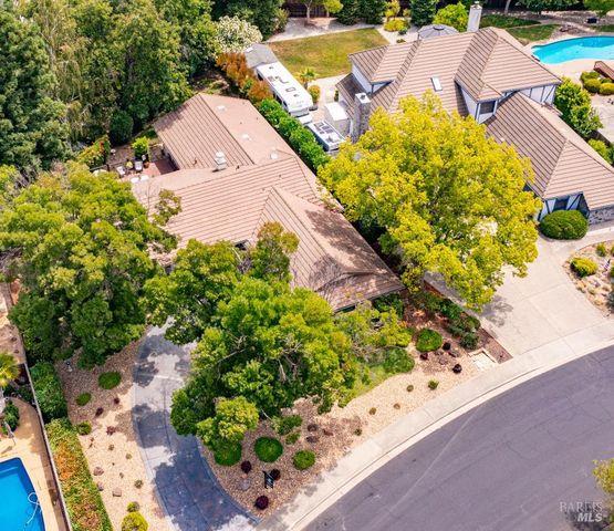 173 San Jose Ct, Vacaville, CA 95688