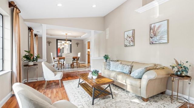 173 San Jose Ct, Vacaville, CA 95688