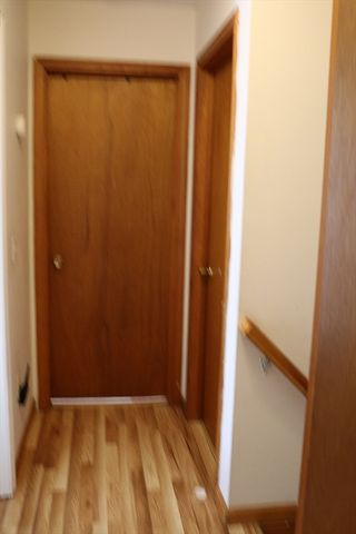 21 Ryan Cir, Springfield, MA 01118